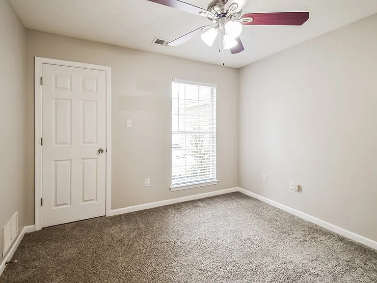 5678 Kuykendall Dr — Photo 14