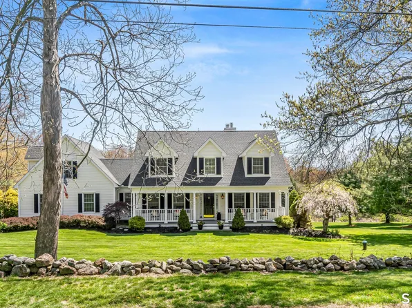 124 Luke Hill Road, Bethany, CT 06524