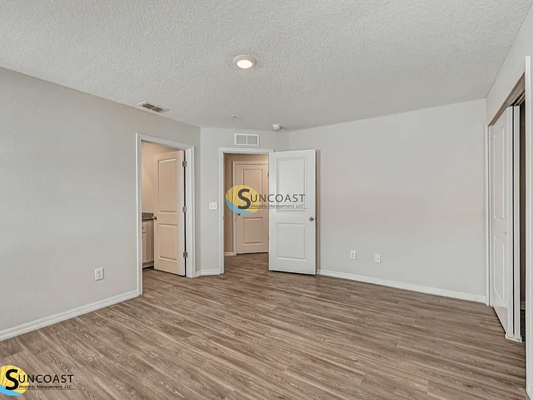 Sunbeam Villas — Photo 86