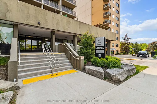 21 King St #409 Photo 1