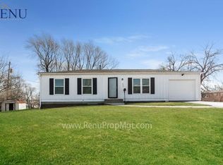 6000 E 152nd St, Grandview, MO 64030