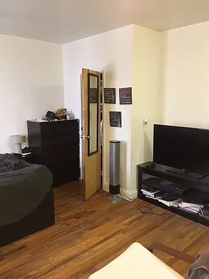 Rented by AJ Clarke | media 11