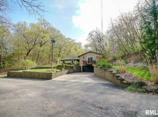 1010 W Cedar Hills Dr, Dunlap, IL 61525