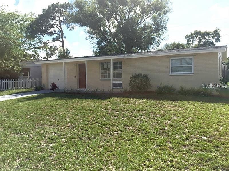 2109 Holiday Dr, Holiday, FL 34691 Zillow