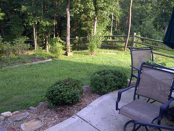 2nd image of 2491 Ivy Creek Frd