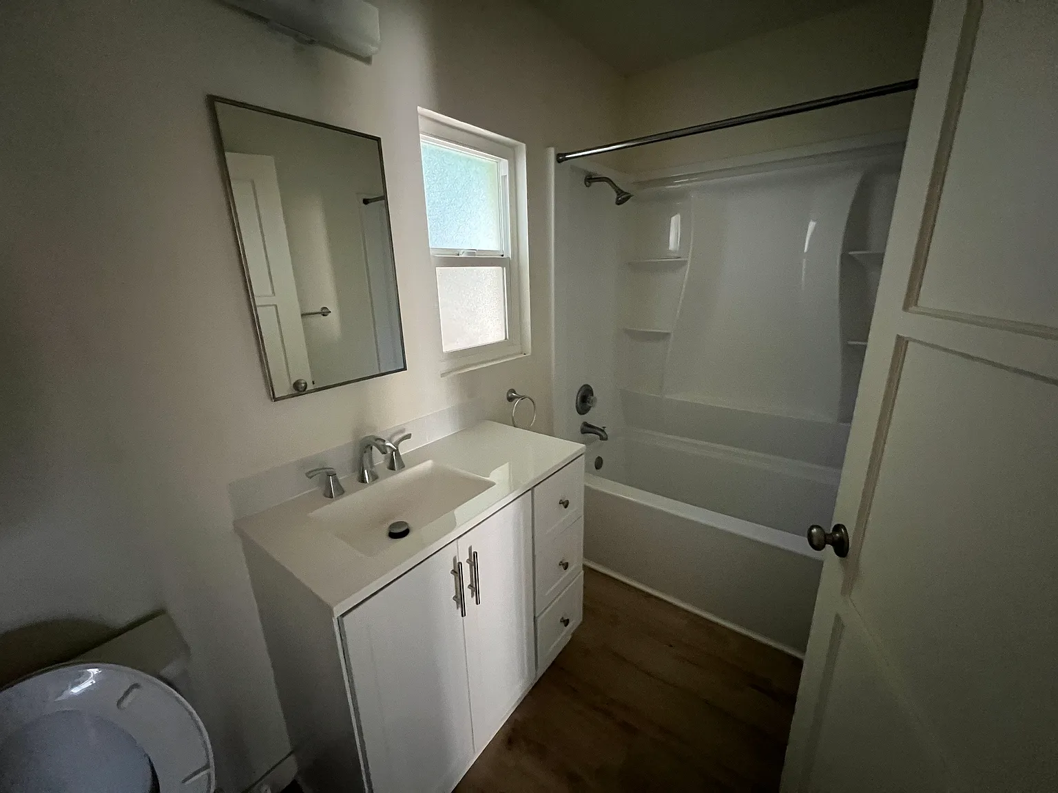 1 bed, 500 sqft, $2,200 — Photo 4