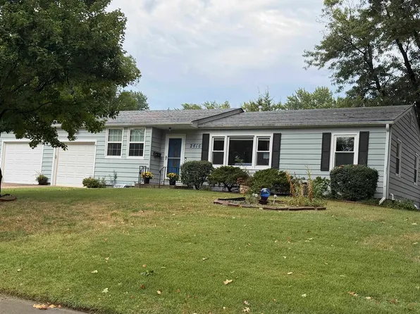 2416 SW Indian Trl, Topeka, KS 66614