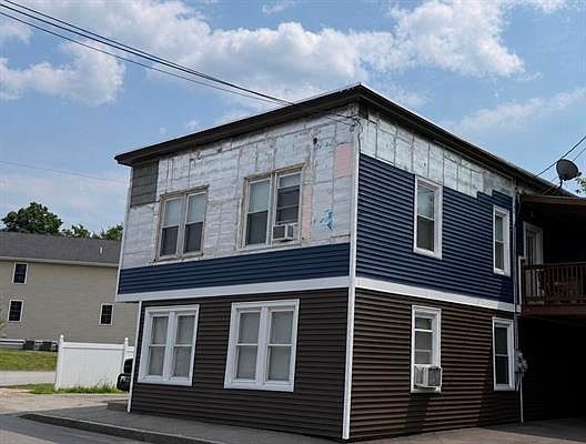 1st image of 34 Maple St #2