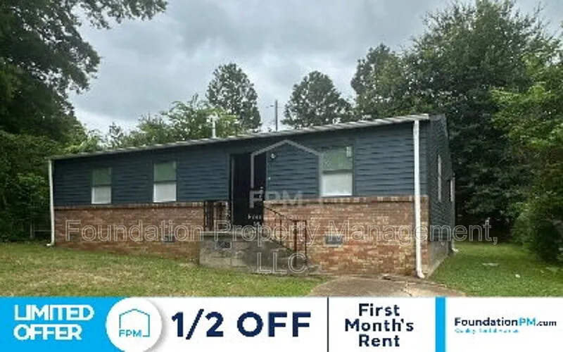2601 Dakar Ave