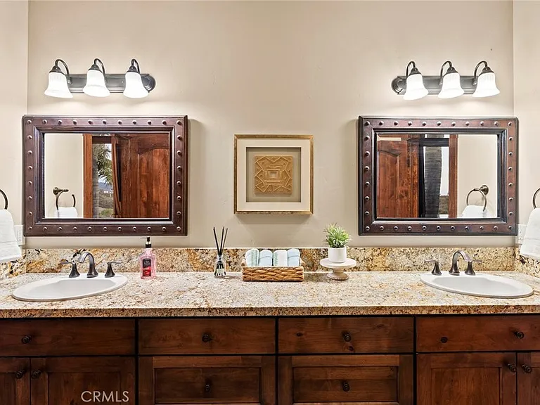 34670 Santa Rita Rd — Photo 28