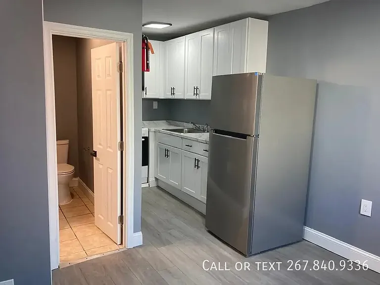 6401 Saybrook Ave #D — Photo 5