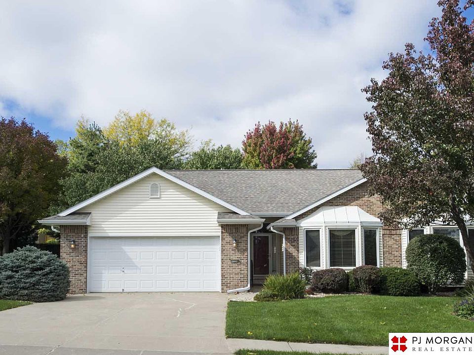 1st image of 4126 N 139th St