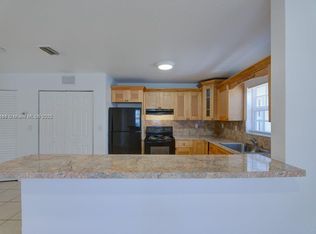 1814 NW 93rd St UNIT 1814, Miami, FL 33147