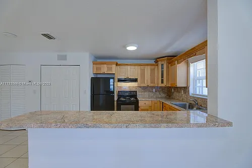 1814 NW 93rd St #1814 Photo 1