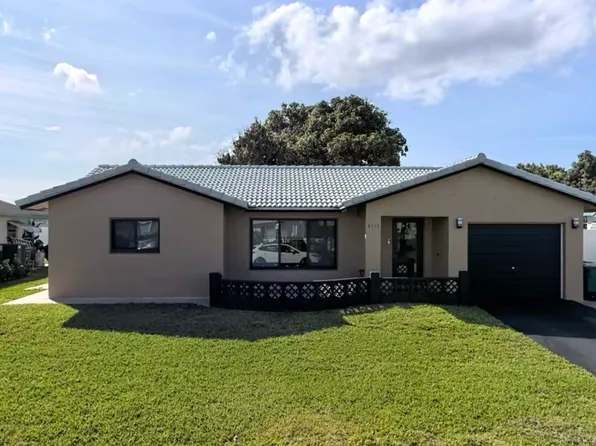 8113 NW 92nd Ter, Tamarac, FL 33321