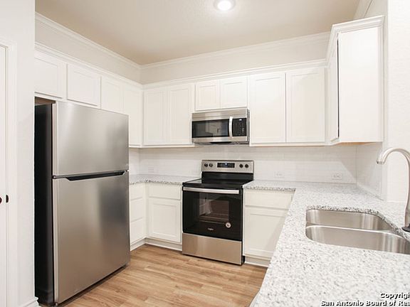 5th image of 7611 Gramercy Crst #101