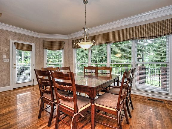 5th image of 152 Marstons Mill Dr