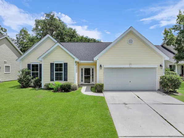 8022 Hyannis Ct, North Charleston, SC 29420