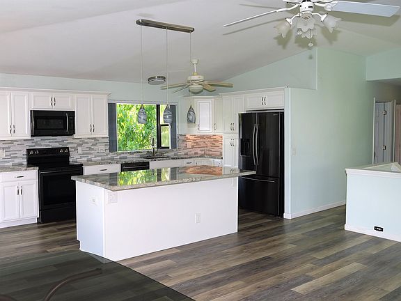 2nd image of 239 Keonekai Rd