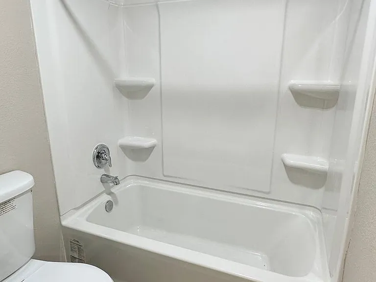 Merit Manor Apartments — Photo 42