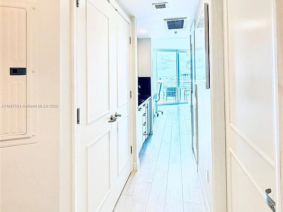 2nd image of 505 N Fort Lauderdale Beach Blvd #1915