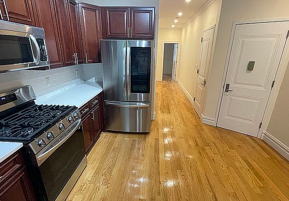 4th image of 157 Garfield Pl APT 2