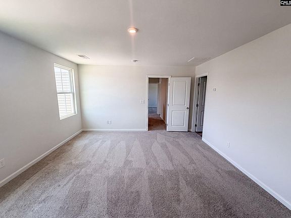 4th image of 204 Council Loop