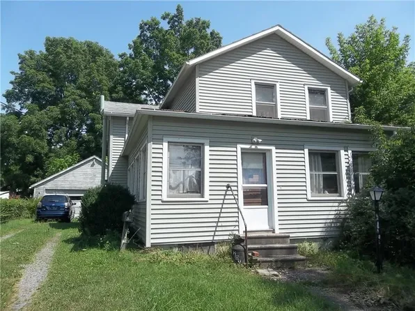 207 Sheppard St, Penn Yan, NY 14527