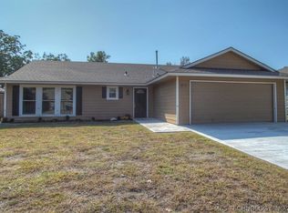 8712 E 39th St, Tulsa, OK 74145