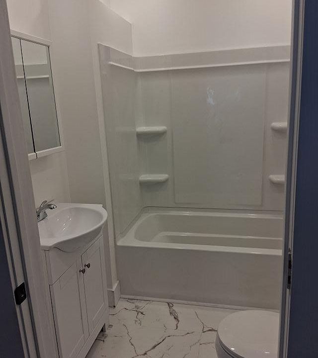 29 Ferrin Pl, photo 8