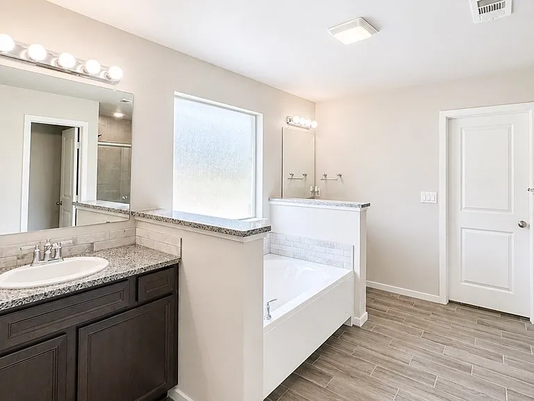1212 Ash St — Photo 51