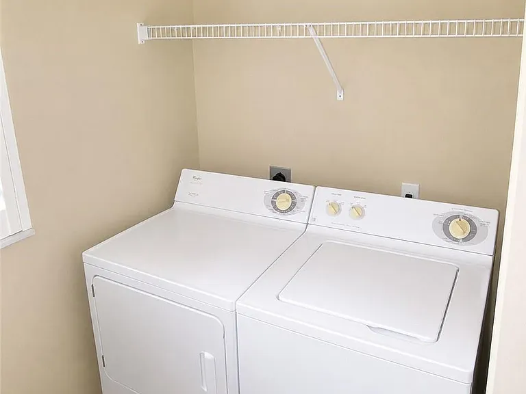 1993 Crestview Way #131 — Photo 9