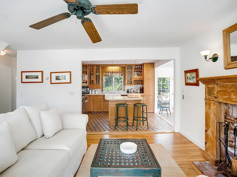 72 Marine Blvd — Photo 13