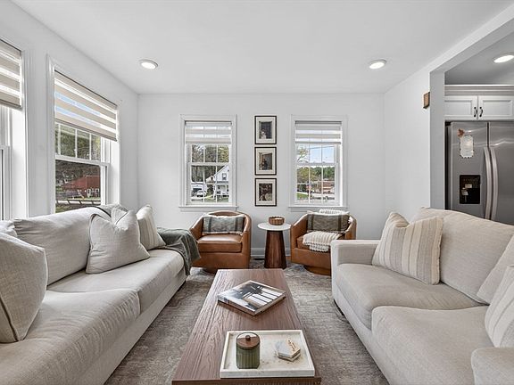 3rd image of 12 Linden St