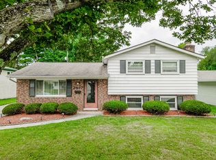 2447 Maybury Rd, Columbus, OH 43232