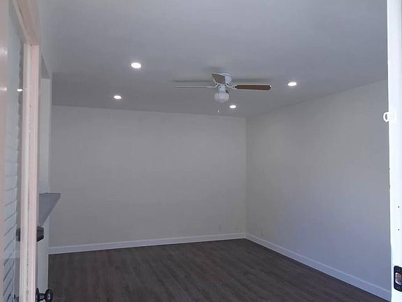 5th image of 5151 1/2 E Carson St APT 1