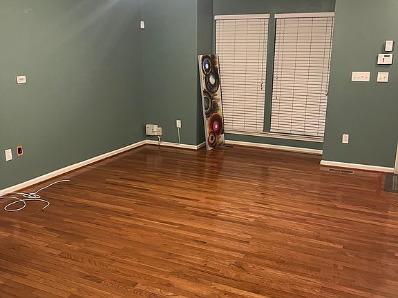 3rd image of 5236 Wyndholme Cir