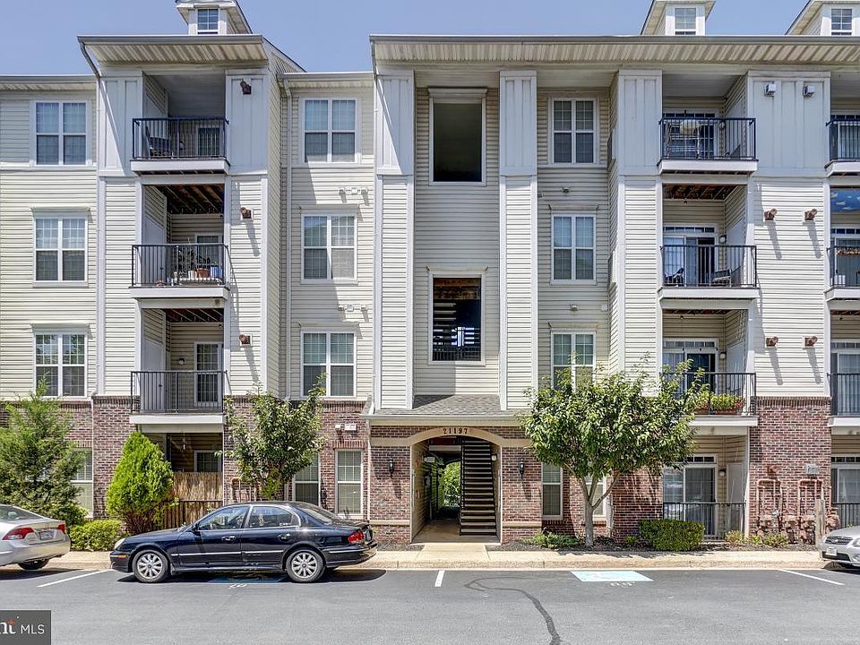 1st image of 21197 McFadden Sq Unit 302