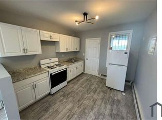 216 Bloomfield Ave #3, Newark, NJ 07104