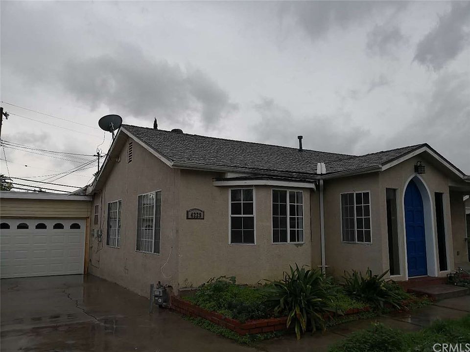 2nd image of 4229 Gird Ave