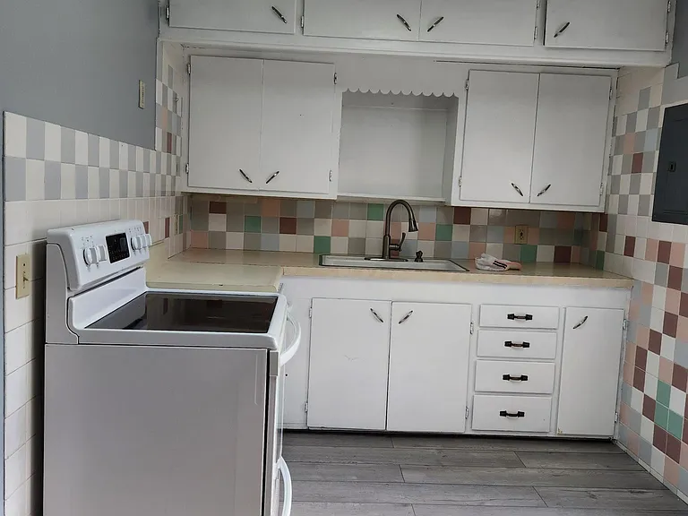 5019 Walker Ave #3 — Photo 10