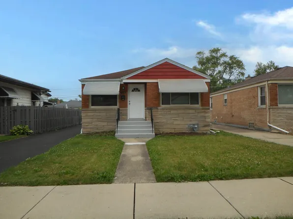 425 50th Ave, Bellwood, IL 60104