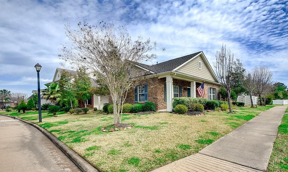 1st image of 6203 Settlers Lake Cir E