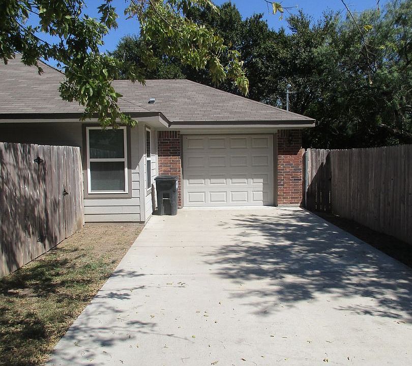 1st image of 1202 E Avenue G