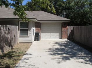 1202 E Avenue G, Lampasas, TX 76550