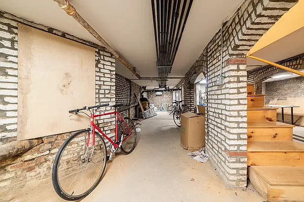 Rented by Joel Scharf, LREB | media 1