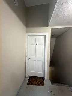 2 bed, 1.0 bath, 600 sqft, $1,800 — Photo 2