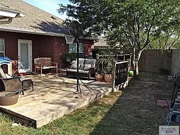 2nd image of 3420 Heritage Cir