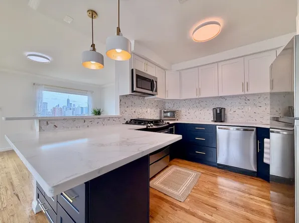 126 Ogden Avenue image 2 of 50