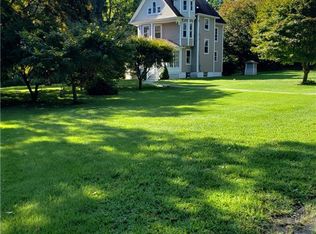 480 Church Hill Rd, Trumbull, CT 06611